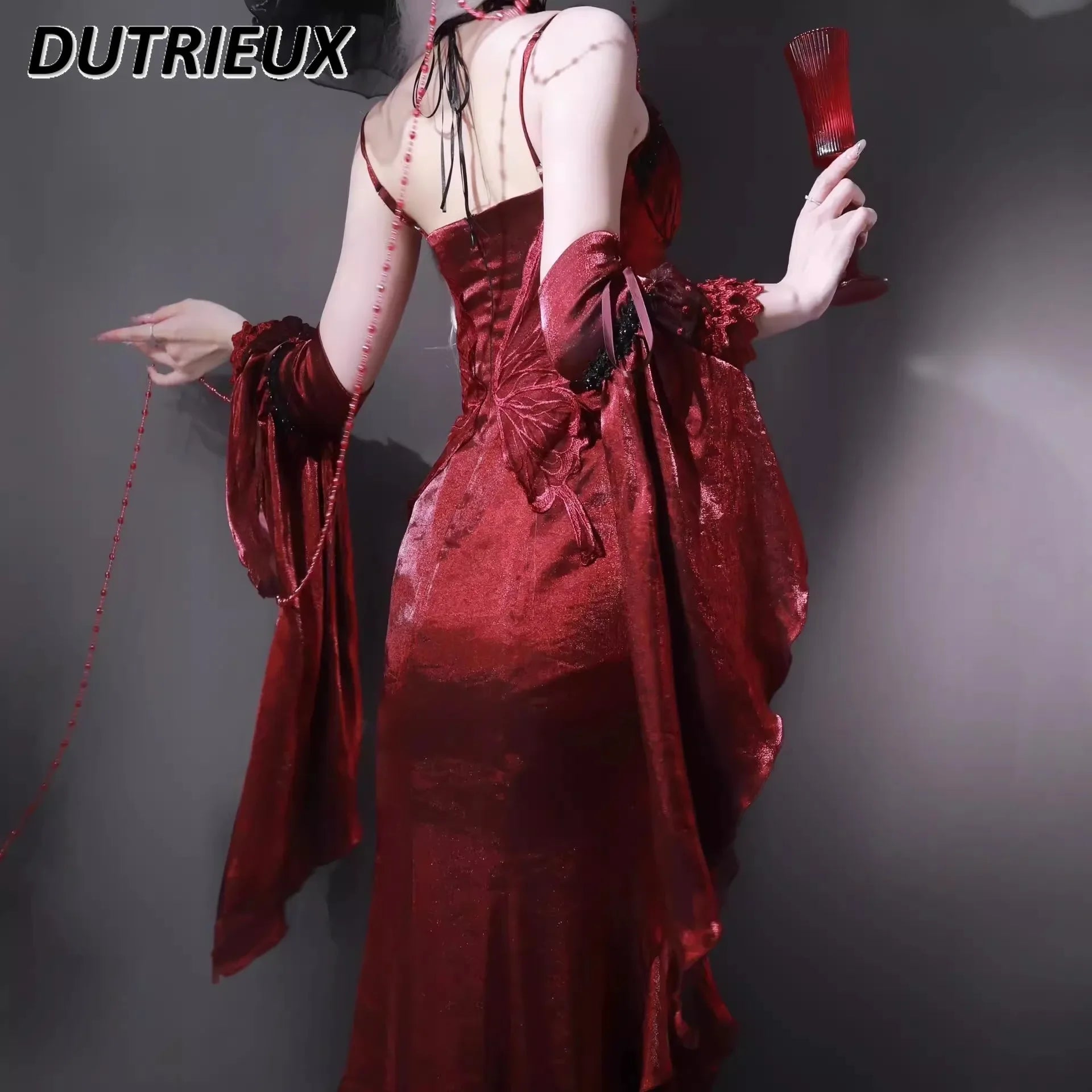 Red Rose Lolita Slimming Long Asymmetrical Fishtail